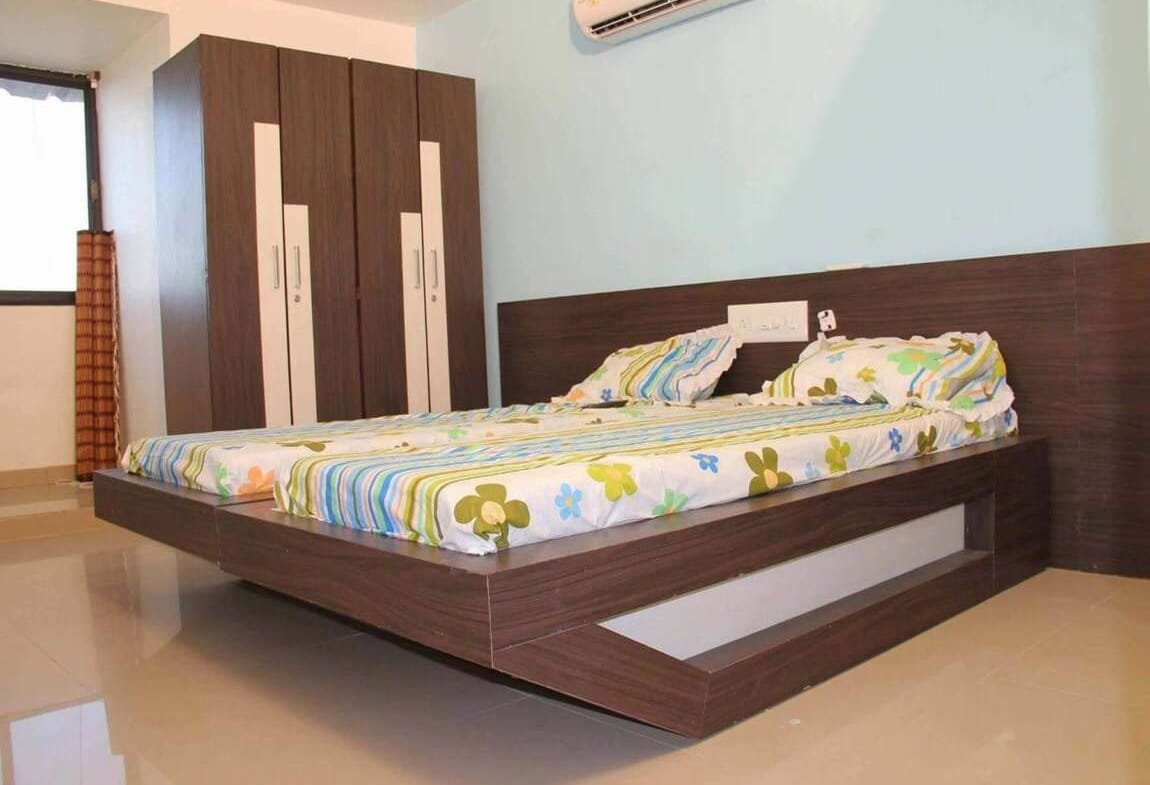 single room pg in memnagar
