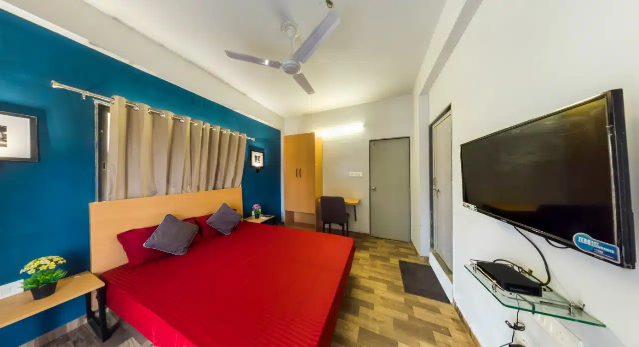 single room pg in thaltej