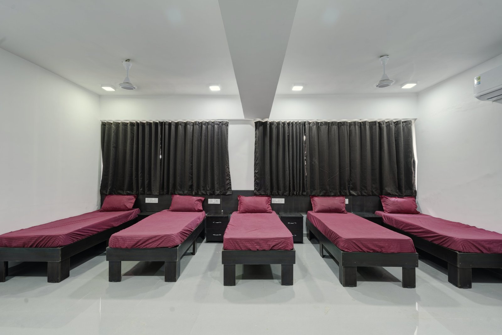 DSC07641_2_3_Fusion-Interior-min