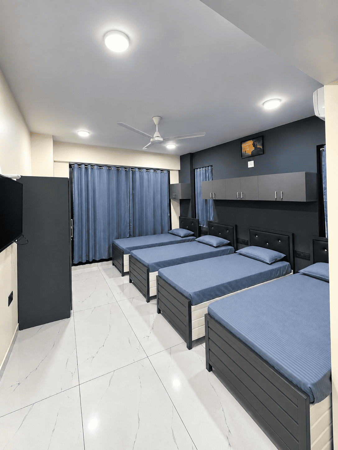 pg for female in ahmedabad